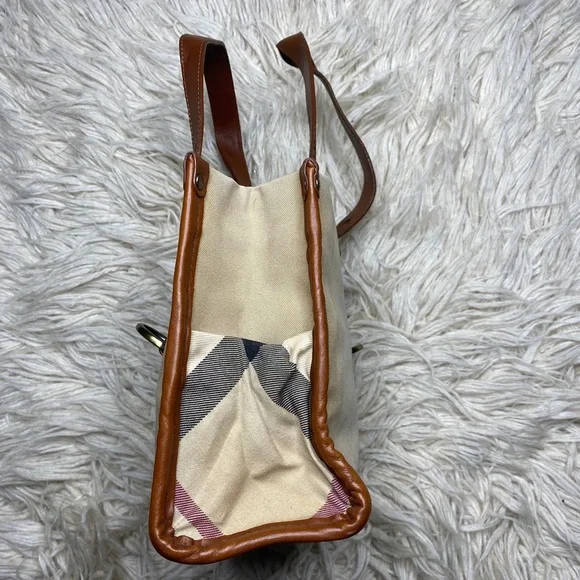 BURBERRY Tote Bag Canvas Beige Authentic - Picture 4 of 16